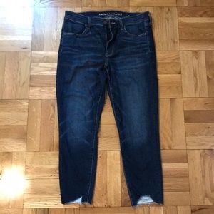 American Eagle 🦅 Cropped Jean